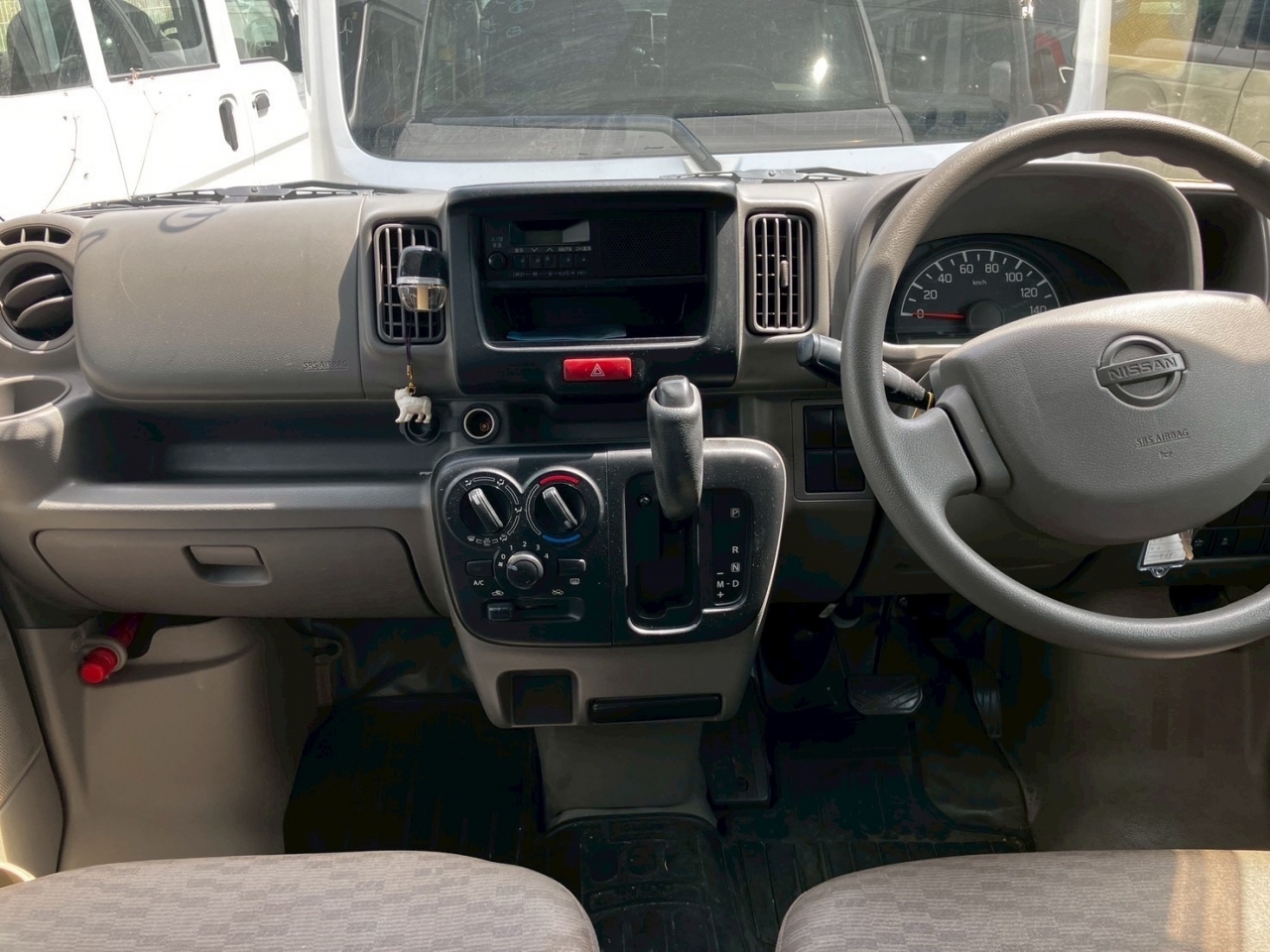 NISSAN NV100 CLIPPER