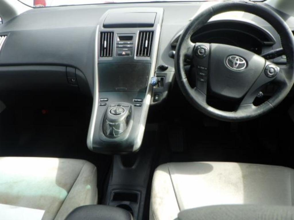 TOYOTA SAI