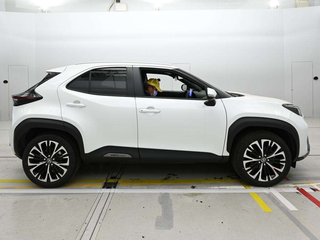 TOYOTA YARIS CROSS