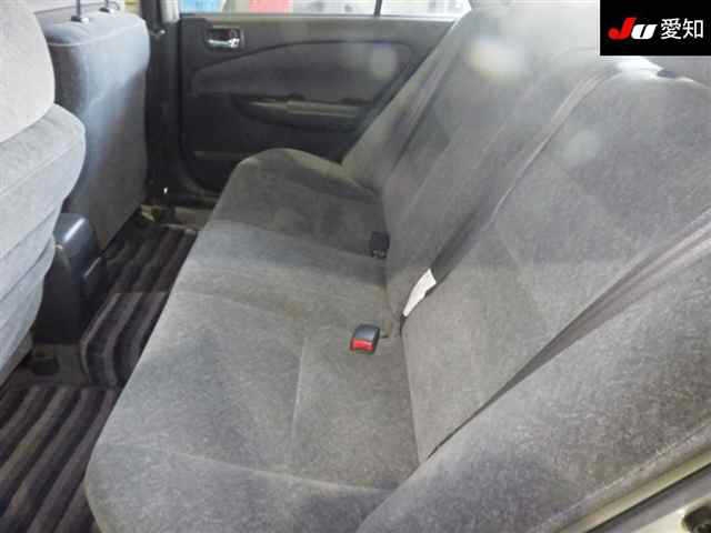 TOYOTA CARINA