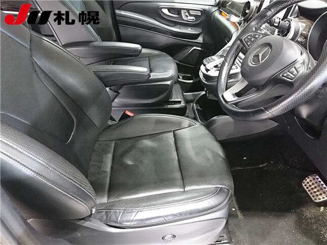 MERCEDES-BENZ V-CLASS