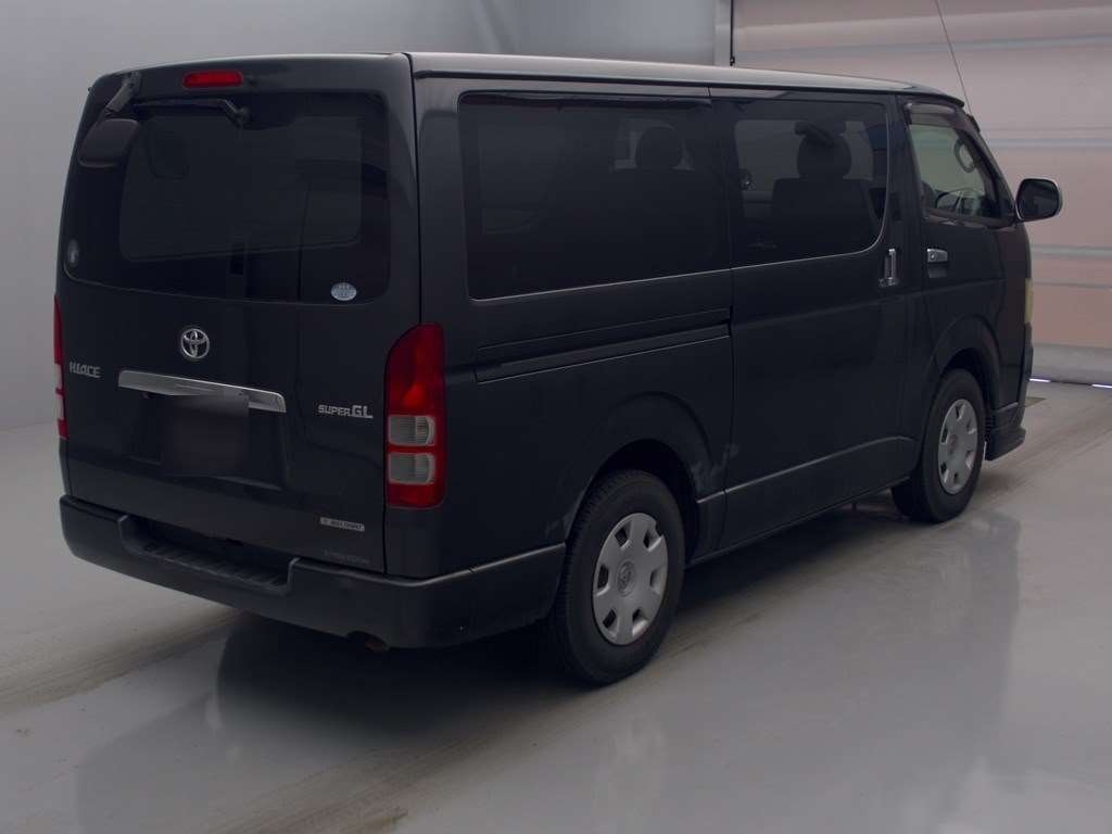 TOYOTA REGIUS ACE