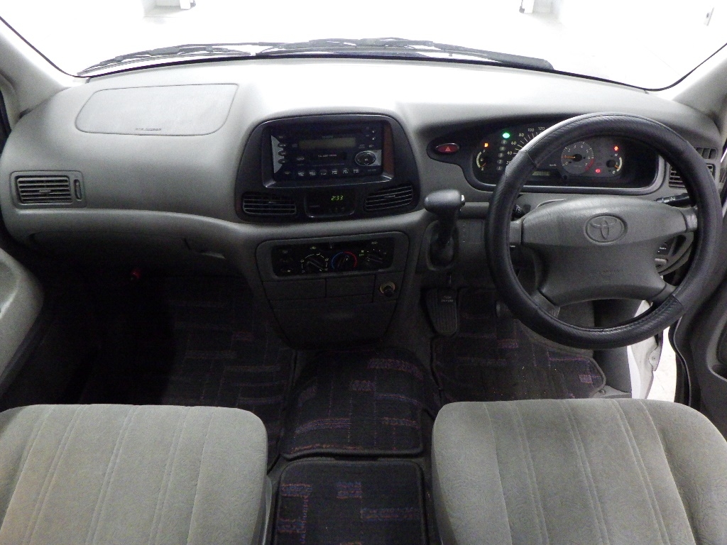 TOYOTA TOWN ACE NOAH