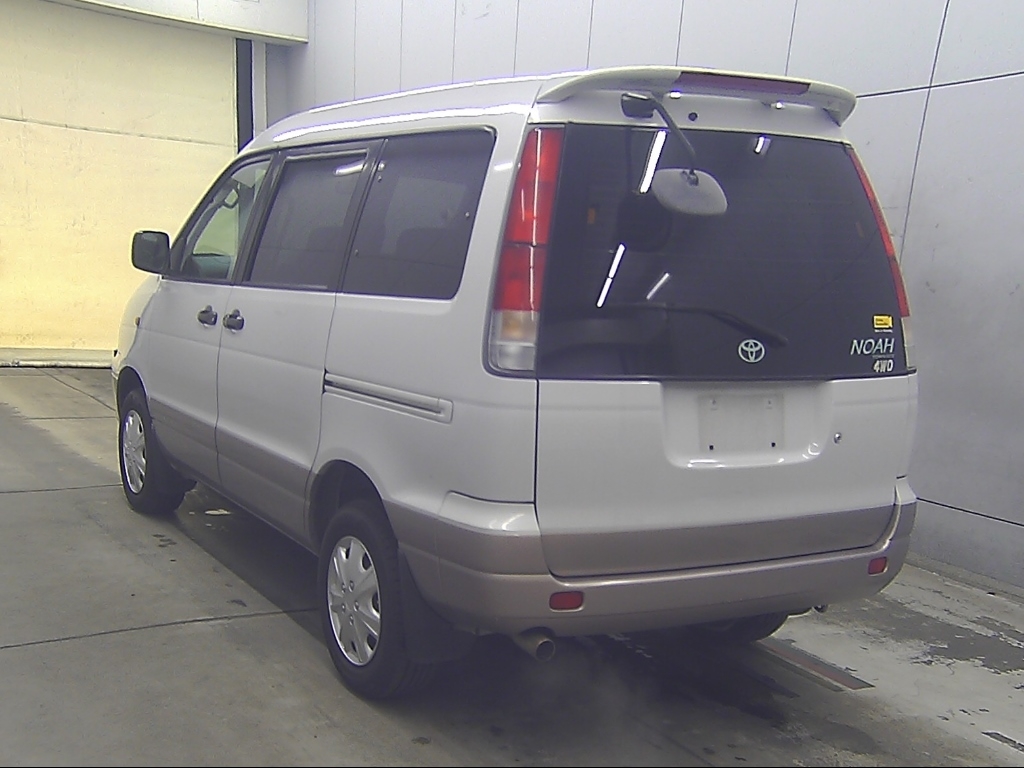 TOYOTA TOWN ACE NOAH