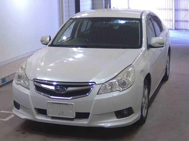 SUBARU LEGACY B4