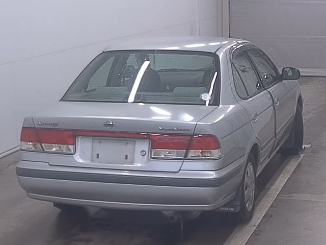 NISSAN SUNNY