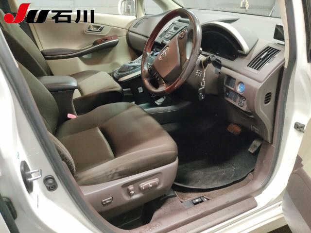TOYOTA SAI