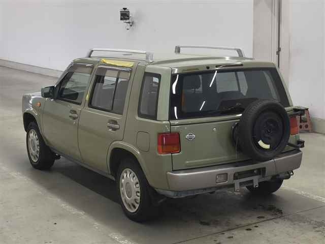 NISSAN RASHEEN