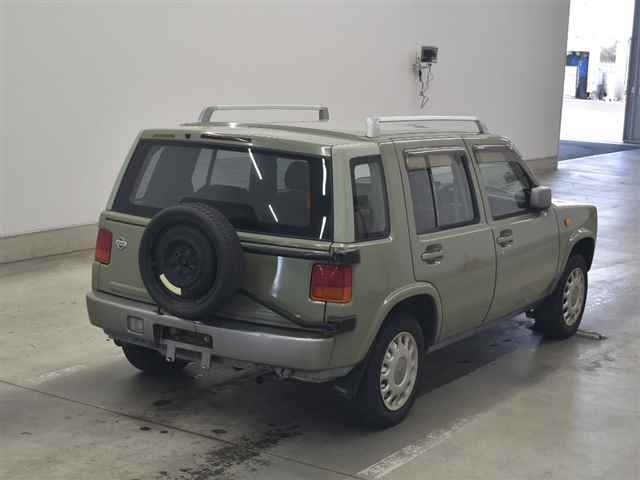 NISSAN RASHEEN