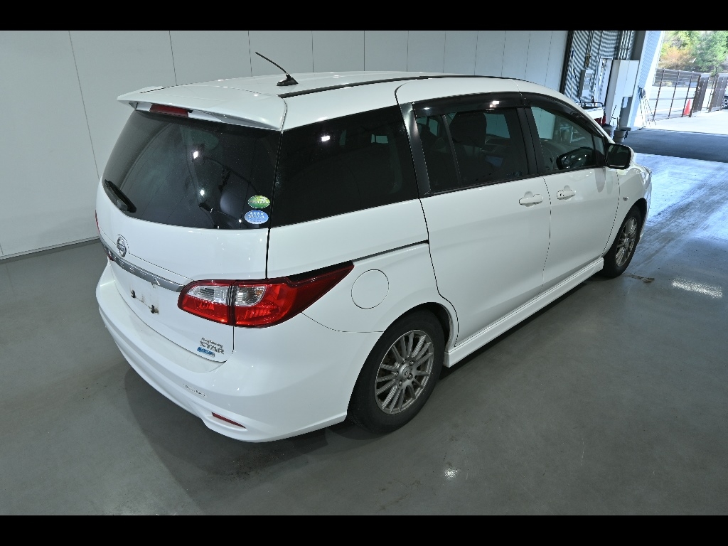 NISSAN LAFESTA