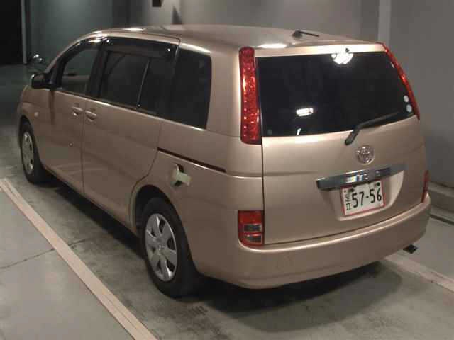 TOYOTA ISIS