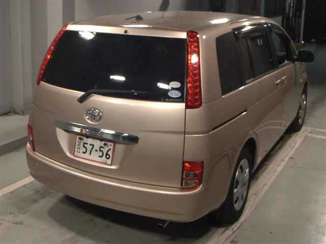 TOYOTA ISIS