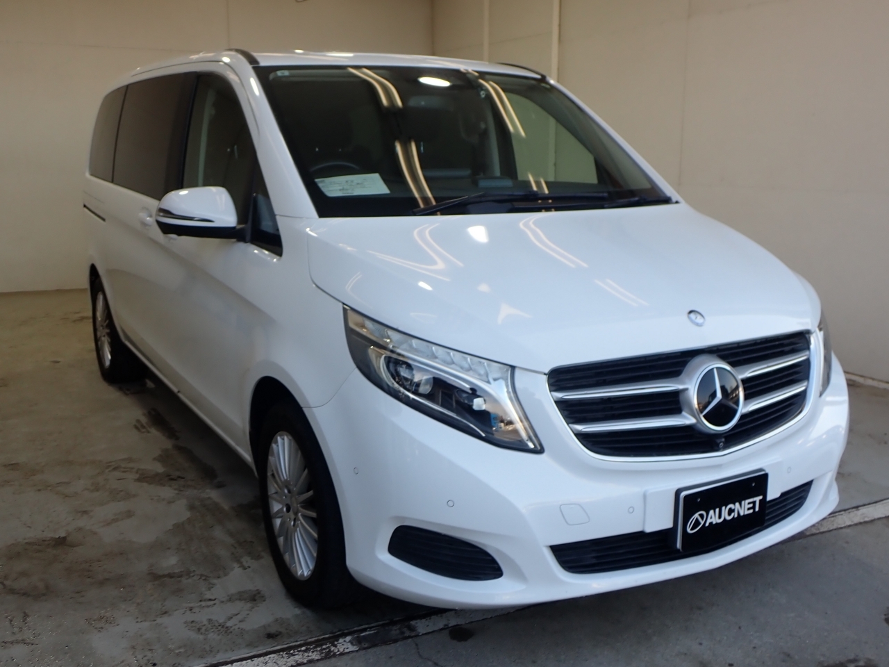 MERCEDES-BENZ V-CLASS