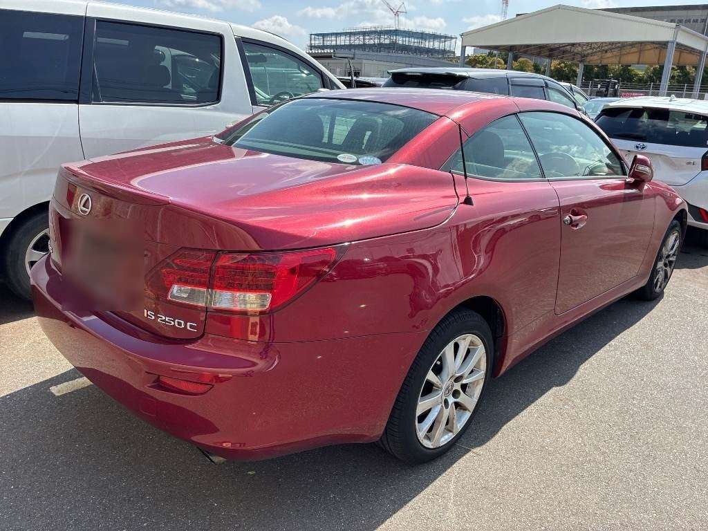 LEXUS IS250