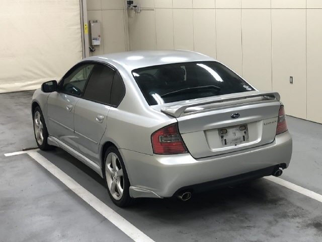 SUBARU LEGACY B4