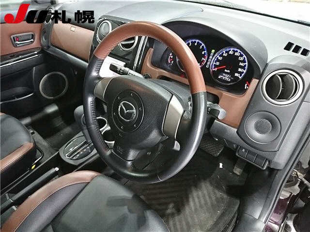 MAZDA VERISA