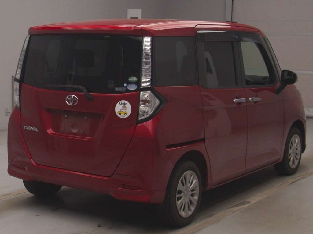 TOYOTA TANK