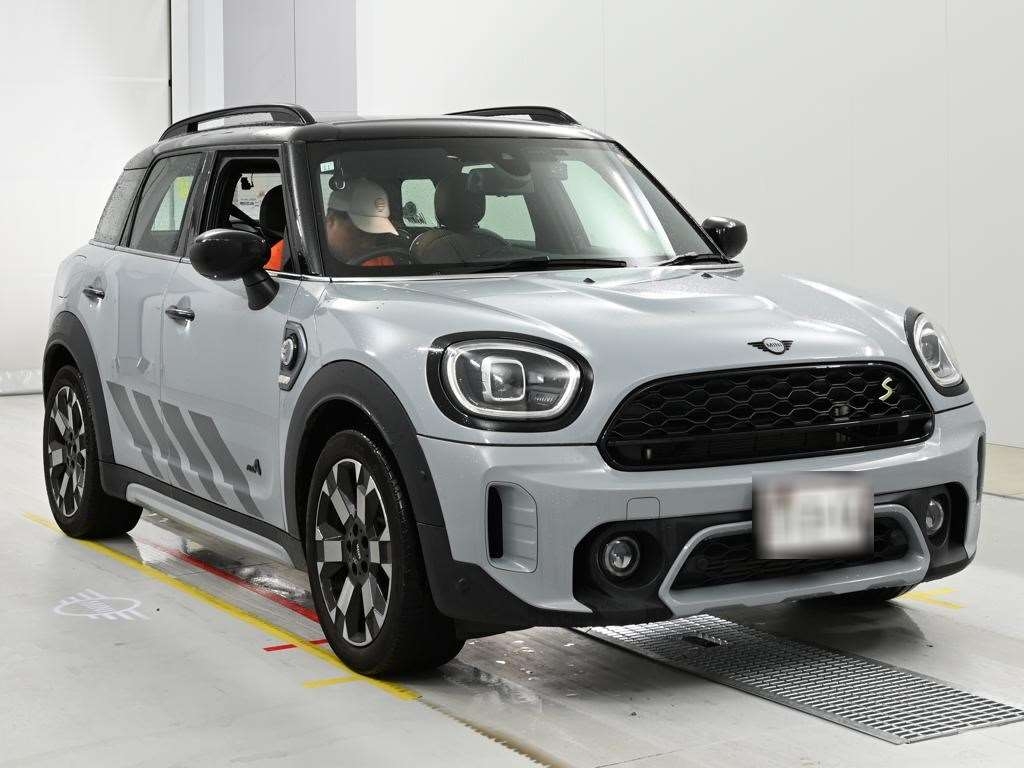 MINI CROSSOVER