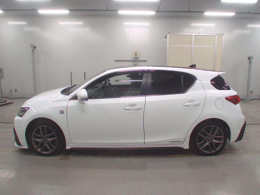LEXUS CT200H
