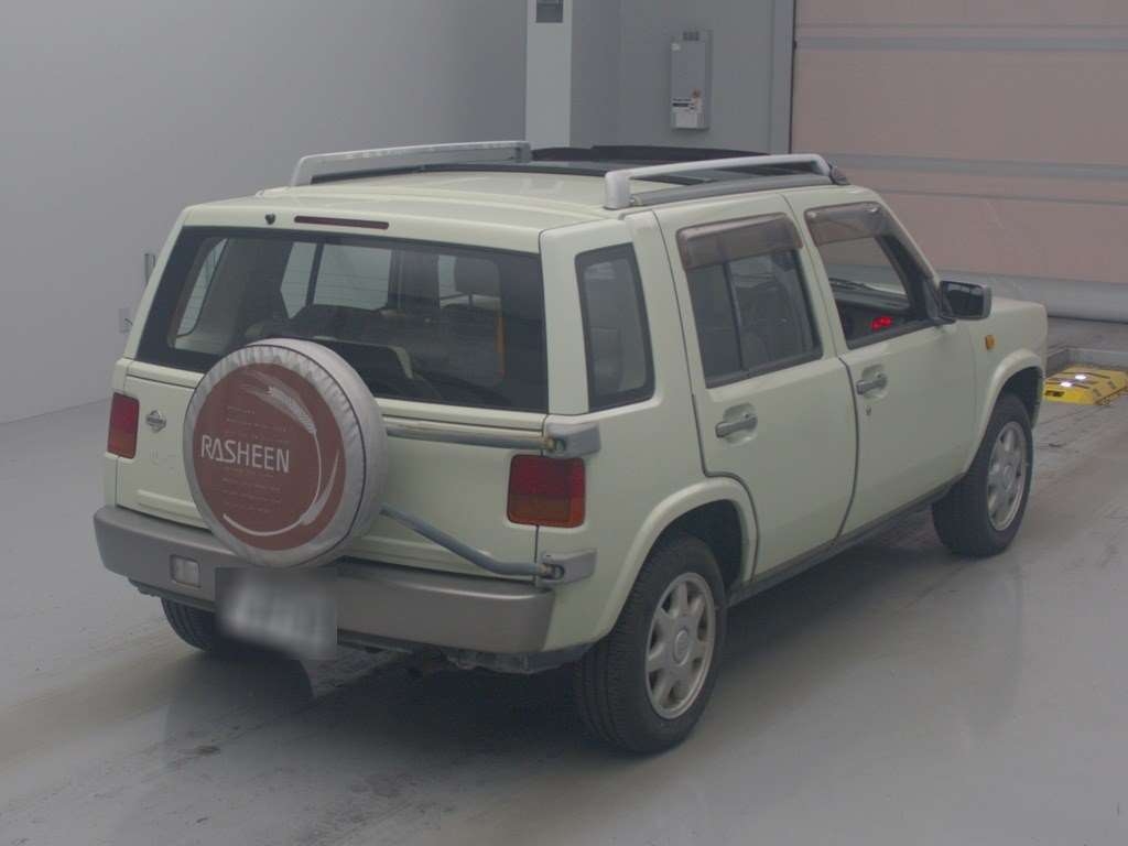 NISSAN RASHEEN
