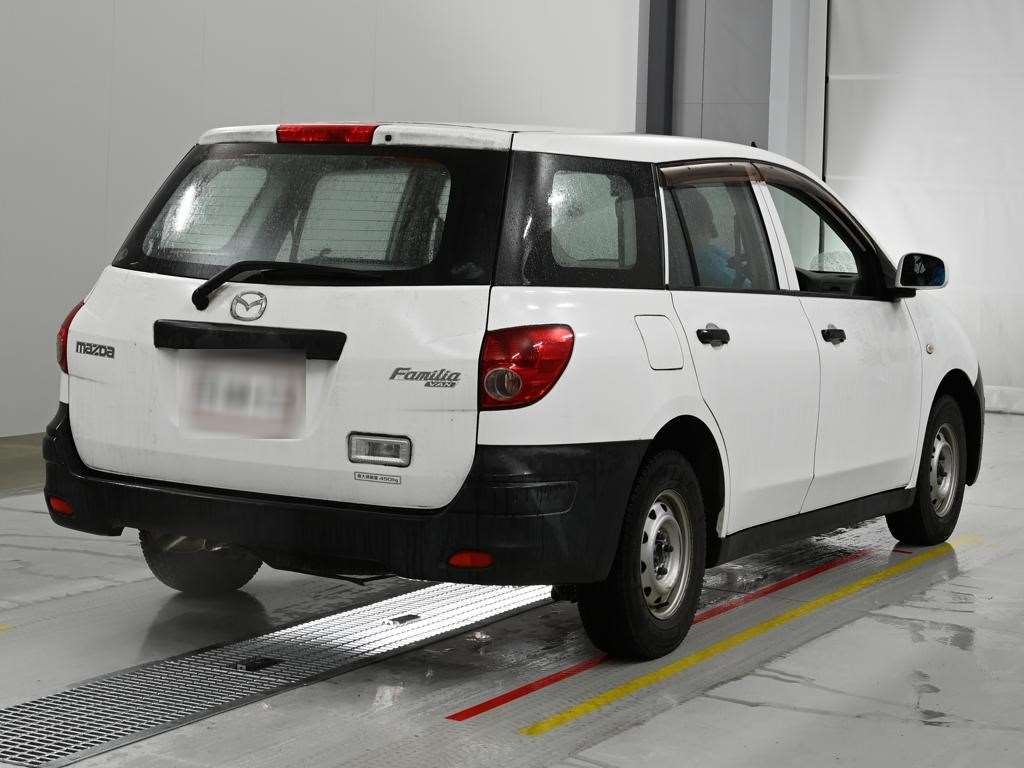 MAZDA FAMILIA