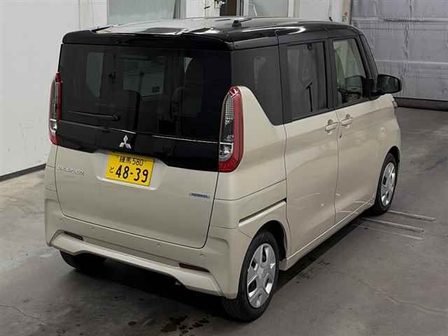 MITSUBISHI EK SPACE