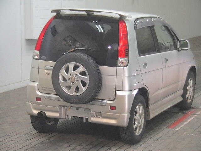 DAIHATSU TERIOS KID