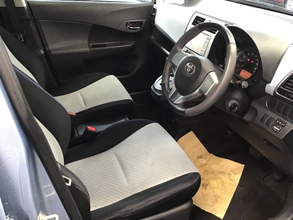 TOYOTA RACTIS