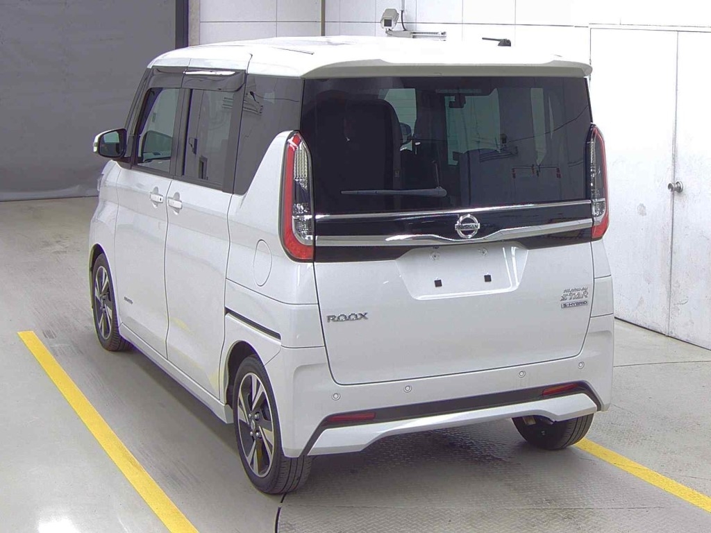 NISSAN ROOX