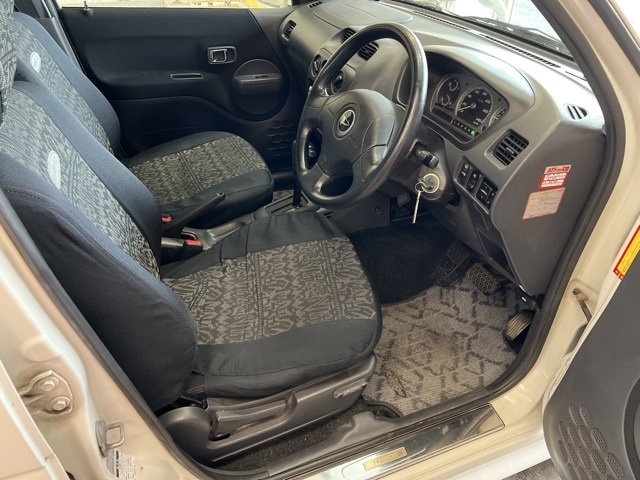 DAIHATSU TERIOS KID