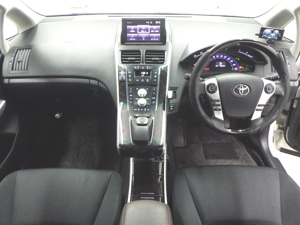 TOYOTA SAI