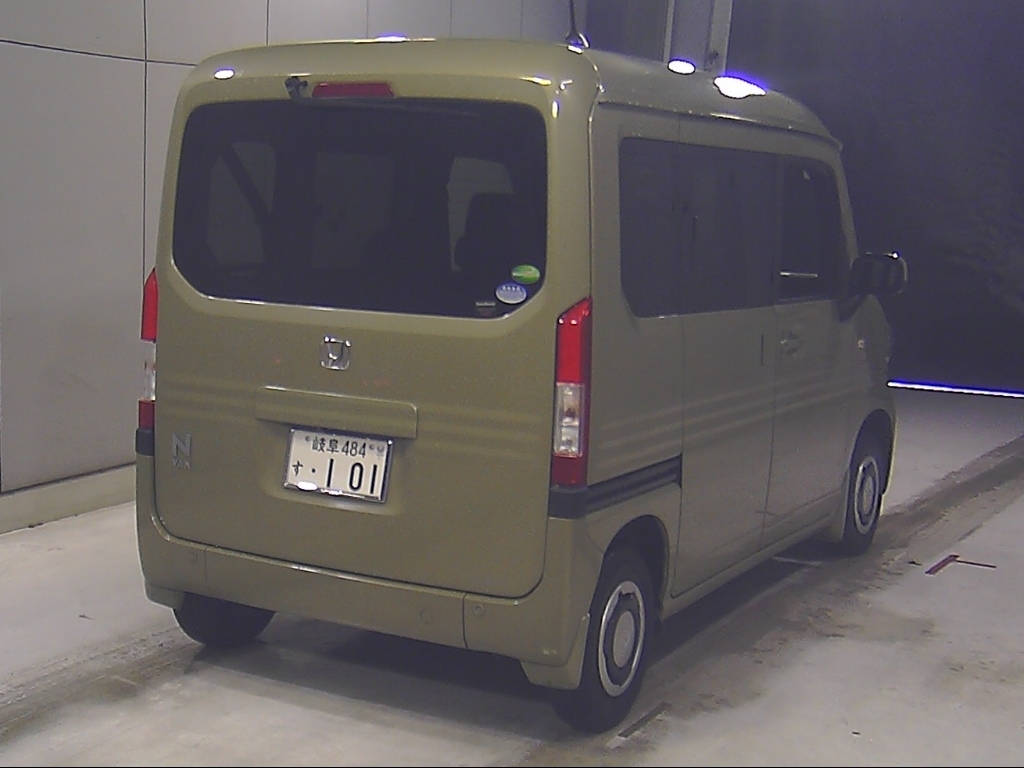 HONDA N-VAN