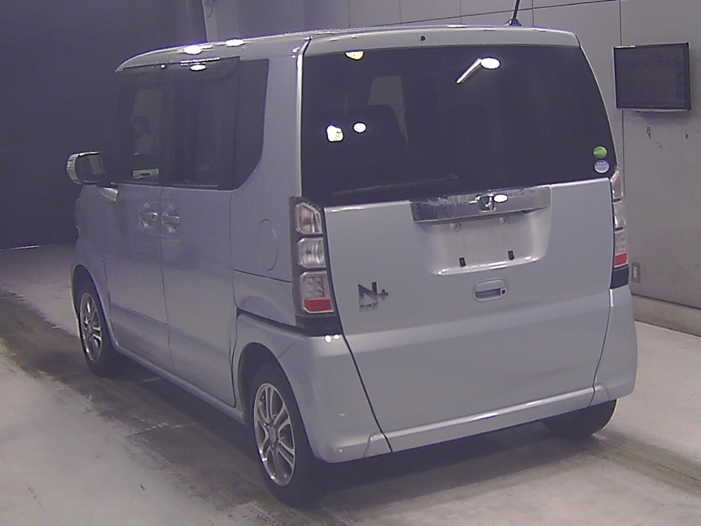 HONDA N-BOX+