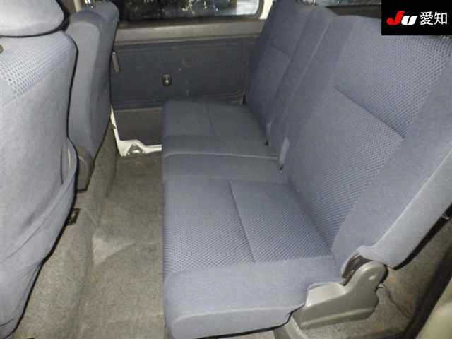 TOYOTA PIXIS VAN