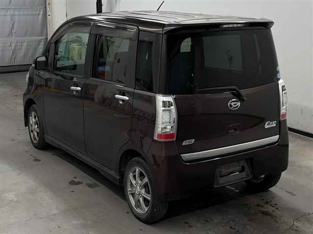 DAIHATSU TANTO EXE