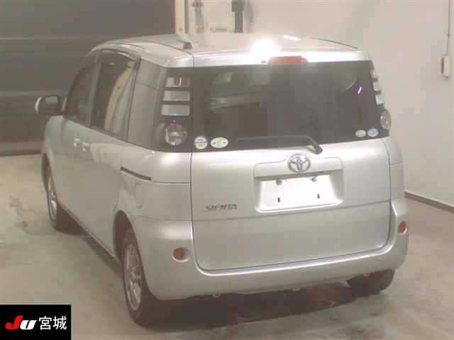 TOYOTA SIENTA