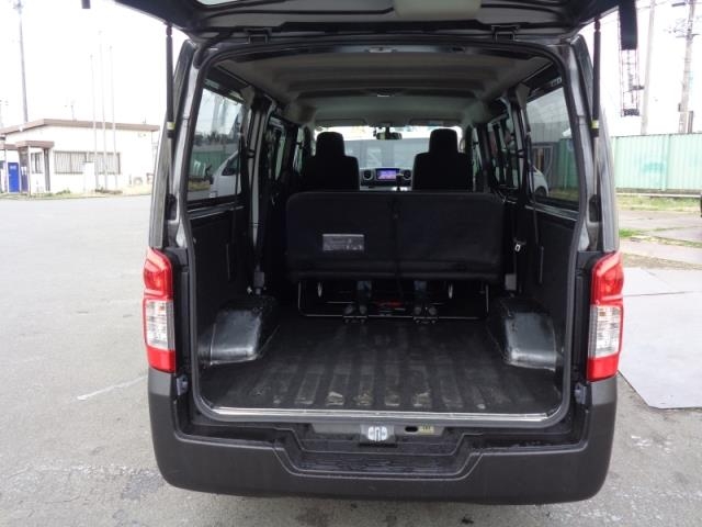 NISSAN NV350 CARAVAN