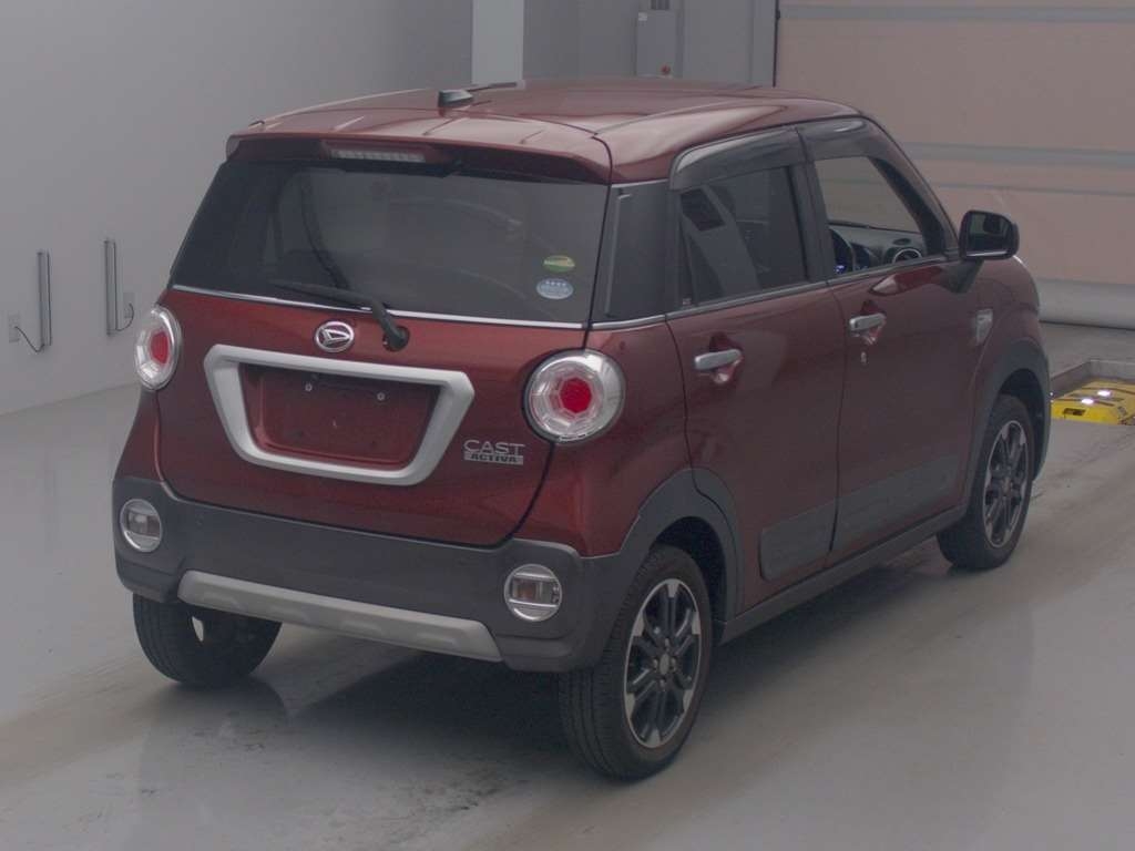 DAIHATSU CAST