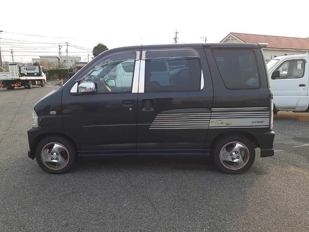 DAIHATSU ATRAI