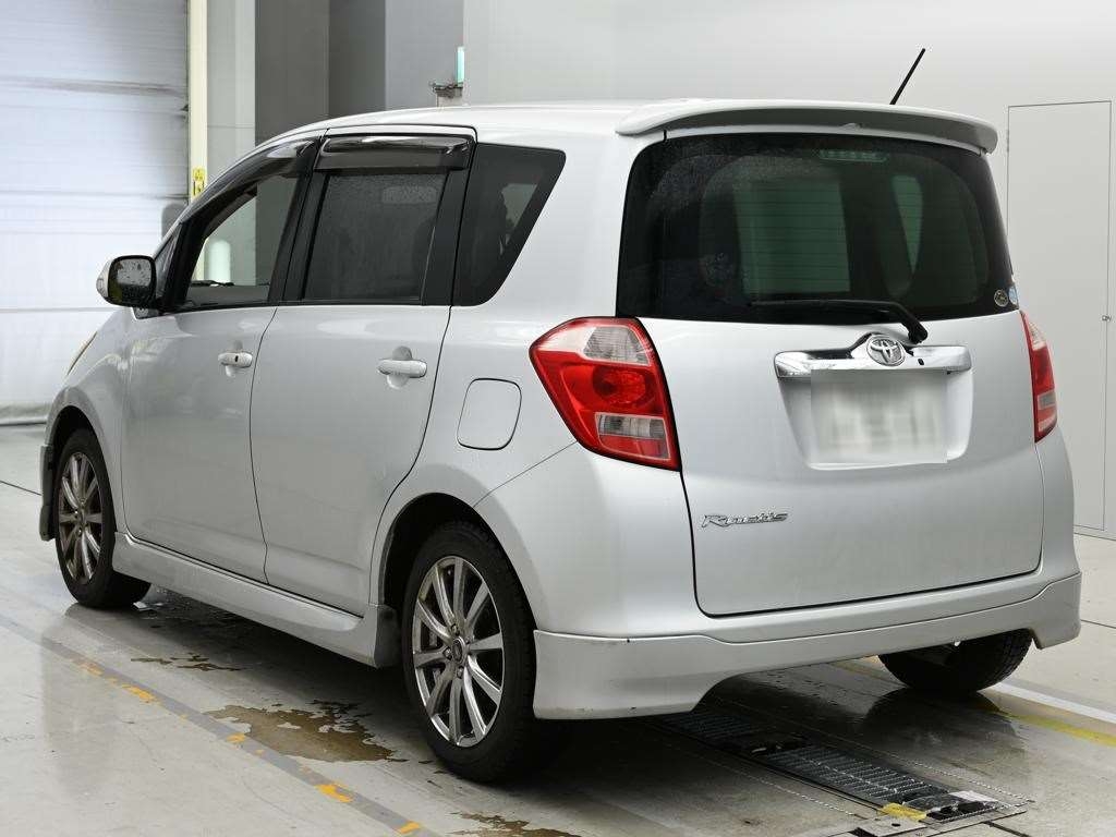 TOYOTA RACTIS