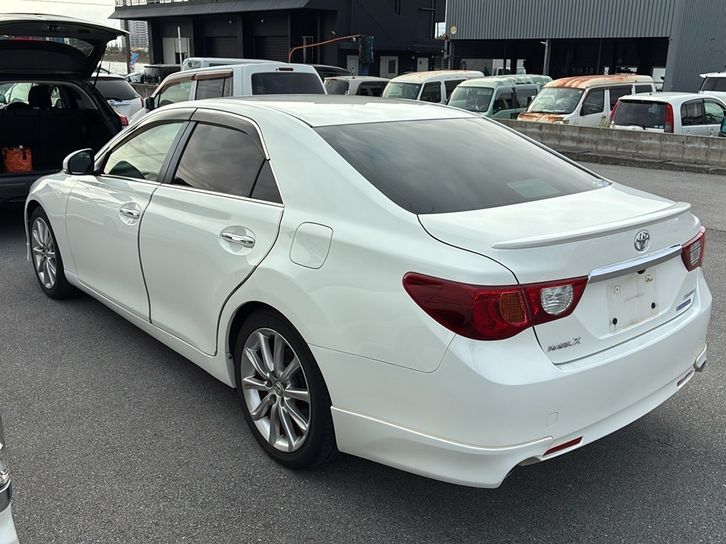 TOYOTA MARK X