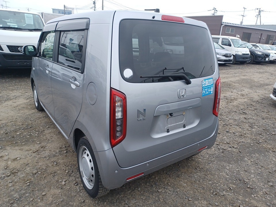 HONDA N-WGN