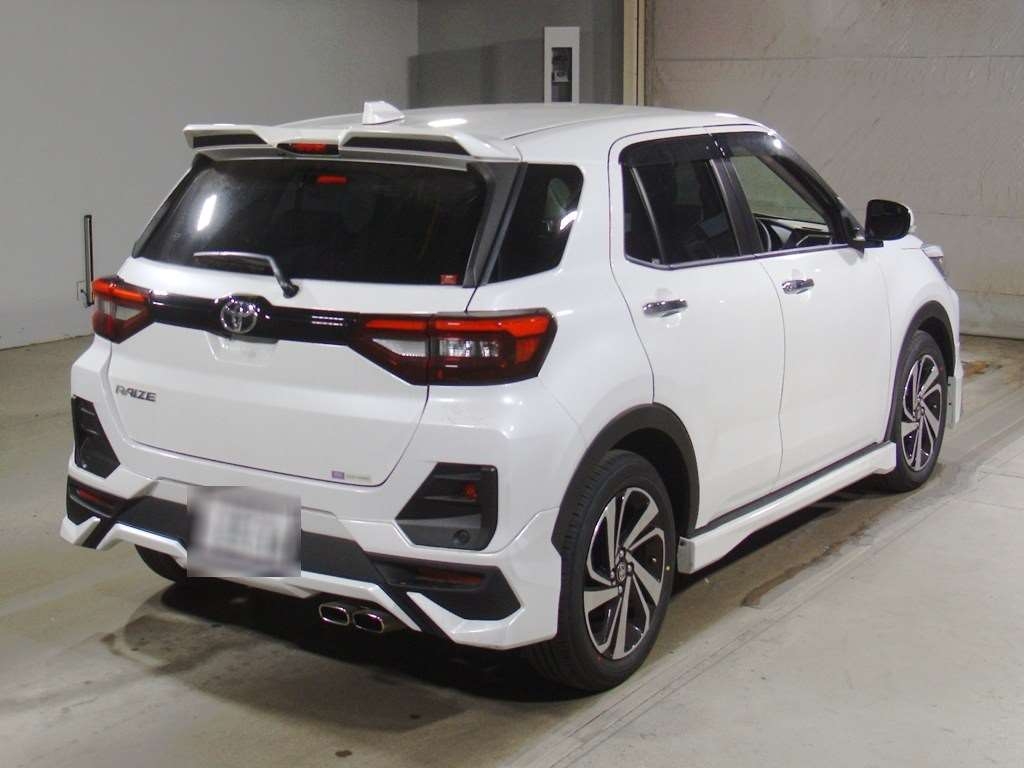 TOYOTA RAIZE