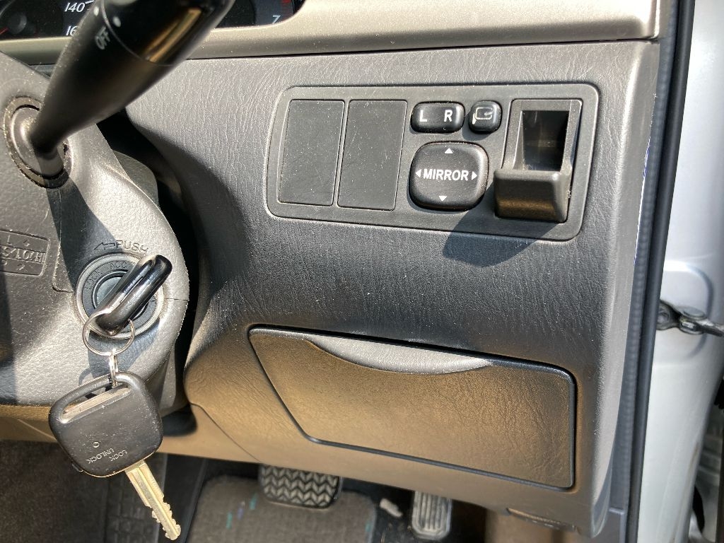 TOYOTA COROLLA RUNX
