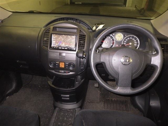NISSAN LAFESTA