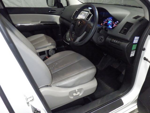 MAZDA MPV