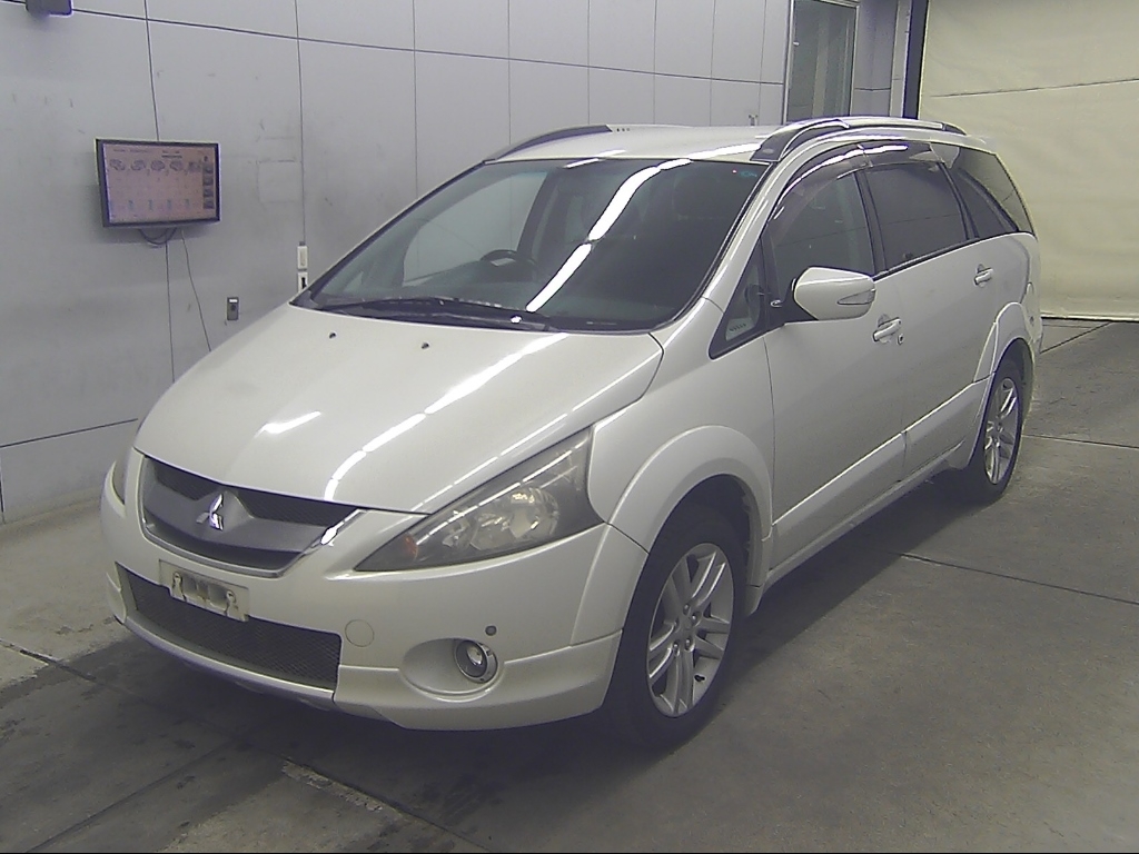 MITSUBISHI GRANDIS