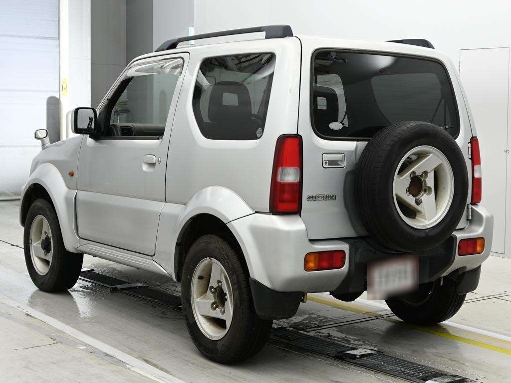 SUZUKI JIMNY SIERRA