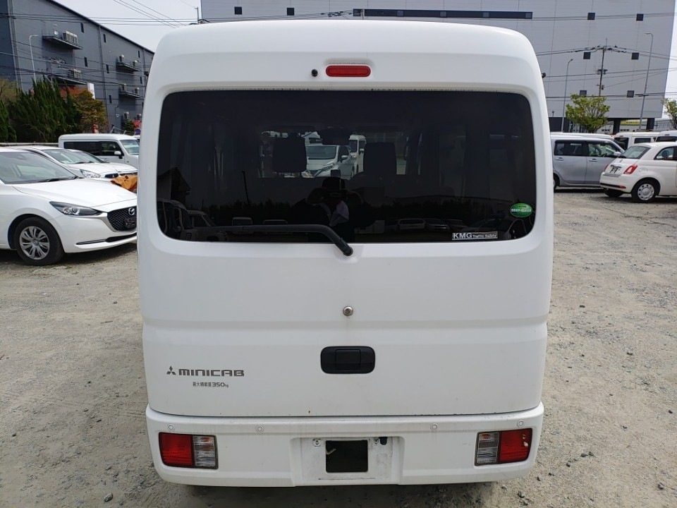 MITSUBISHI MINICAB
