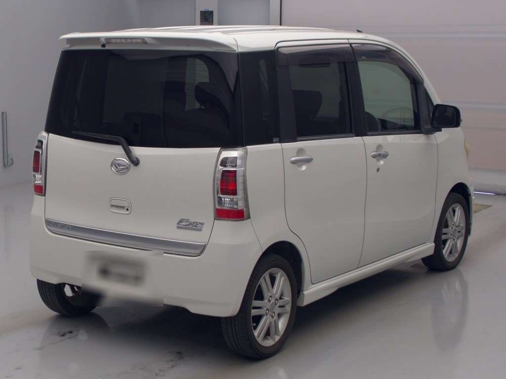 DAIHATSU TANTO EXE